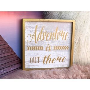 Vintage gold and white portrait